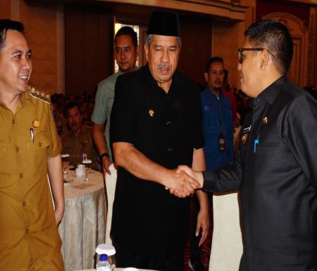Bupati Siak, Alfedri hadiri Rakor kesiapan penyelenggara Pilkada serentak 2024 wilayah Sumatera (foto/ist)